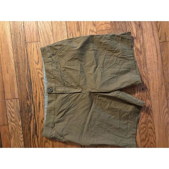KUHL Shorts - Picture 2 of 5